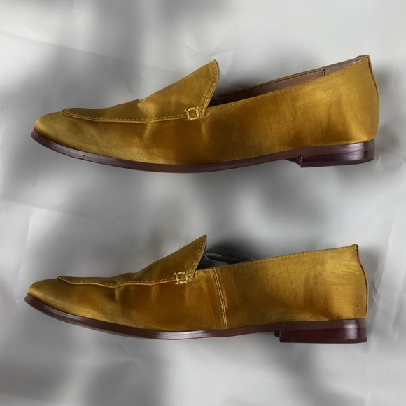 Banana Republic Yellow Gold Satin Demi Loafer 7.5 - Picture 5 of 12